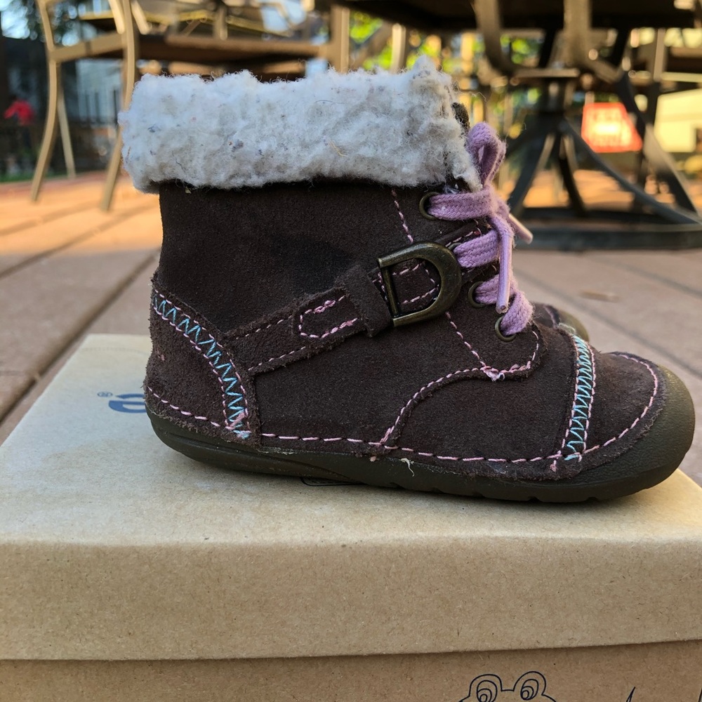 Stride Rite SRT Booties Cozy Crystal Brown 4M